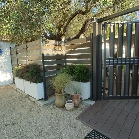 Lilli Urban Garden - Private Garden And Reserved Free Parking In Detached House Surrounded By The Greenery Of