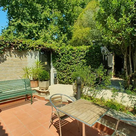 Lilli Urban Garden - Private Garden And Reserved Free Parking In Detached House Surrounded By The Greenery Of * Rome