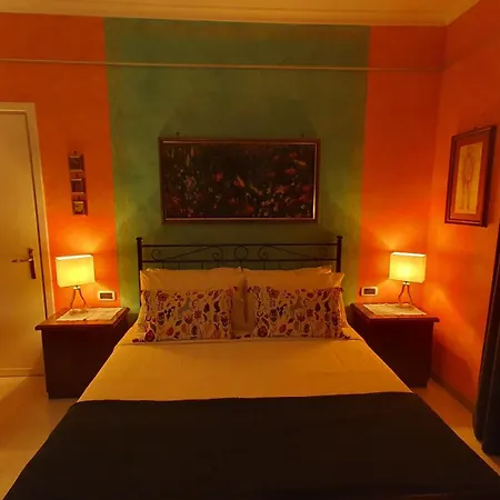 Apartment Lilli Urban Garden - Private Garden And Reserved Free Parking In Detached House Surrounded By The Greenery Of *