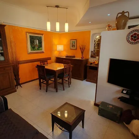 Lilli Urban Garden - Private Garden And Reserved Free Parking In Detached House Surrounded By The Greenery Of *
