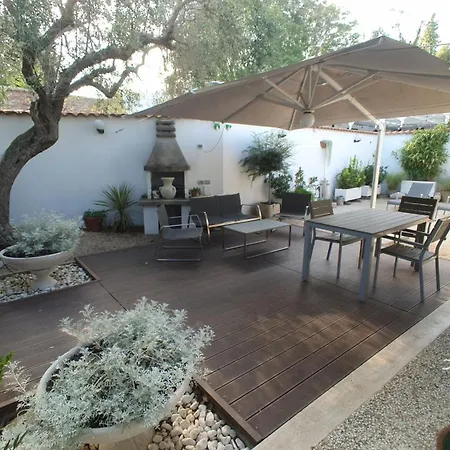 Lilli Urban Garden - Private Garden And Reserved Free Parking In Detached House Surrounded By The Greenery Of Apartment *