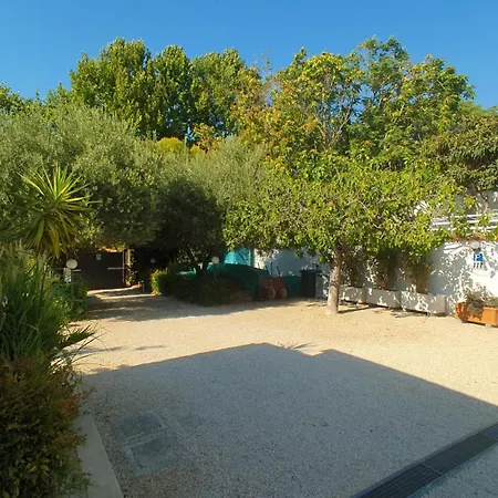 Apartment Lilli Urban Garden - Private Garden And Reserved Free Parking In Detached House Surrounded By The Greenery Of *