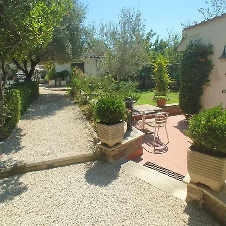Apartment Lilli Urban Garden - Private Garden And Reserved Free Parking In Detached House Surrounded By The Greenery Of Rome