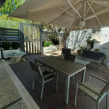 Lilli Urban Garden - Private Garden And Reserved Free Parking In Detached House Surrounded By The Greenery Of * Rome